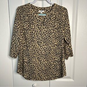 Croft‎ & Barrow Women’s Cheetah Print V-Neck 3/4 Quarter Sleeves Size Medium